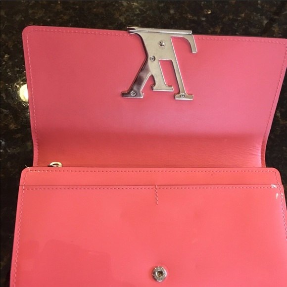 Louis Vuitton “LOUISE” Wallet (Retied Color) - Picture 3 of 6